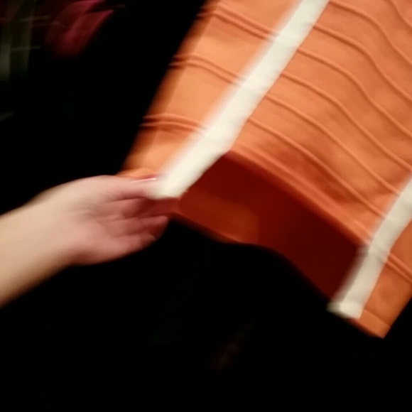 Bandage dress.. with cutout front - Picture 3 of 3