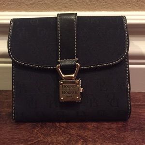 Dooney and Bourke black lock wallet