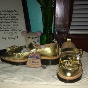 Authentic Dr. Martens Abril Kiltie