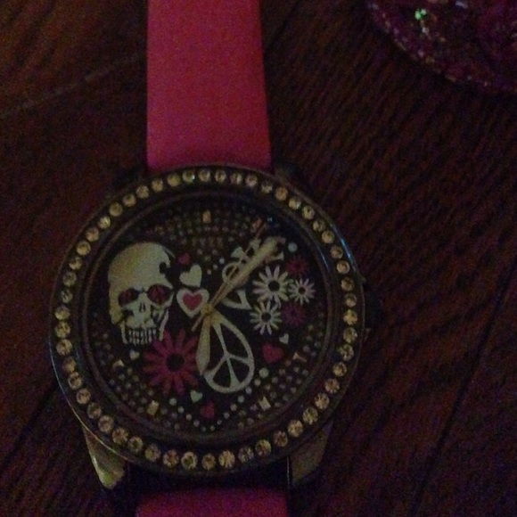 Cute brackets and watch bundle set - Picture 3 of 4