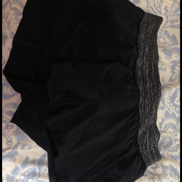 🚫🚫🚫SOLD🚫🚫🚫Lululemon shorts