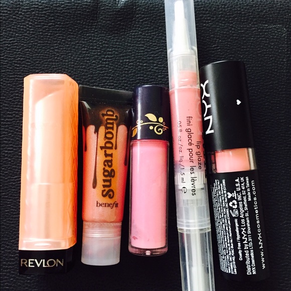 🚫SOLD IN BUNDLE🚫🍓Light Pink Lipglosses -NEW
