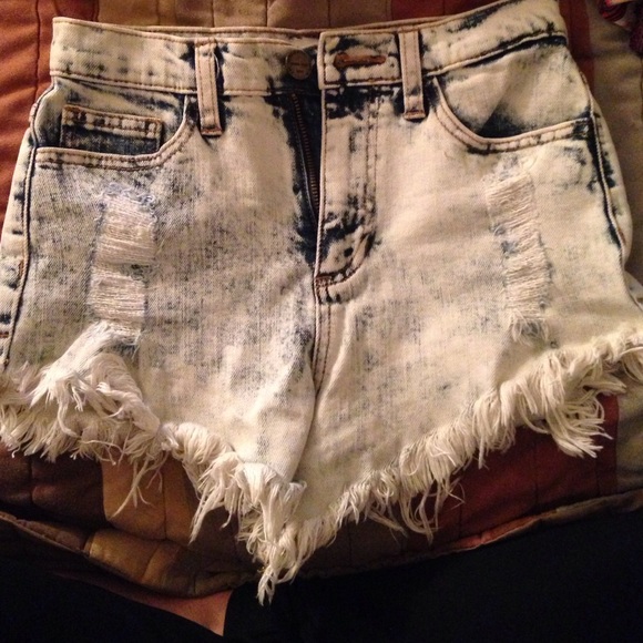 high rise shorts - Picture 1 of 2