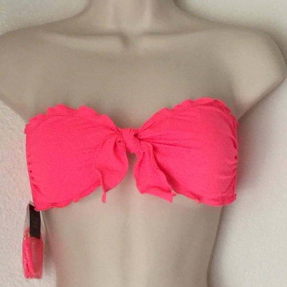 🎉SOLD🎉 Victoria's Secret Small Bikini Swim Top