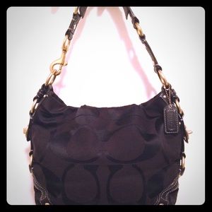 COACH Signature Carly Hobo in Black.