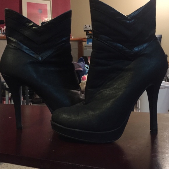 Black boots