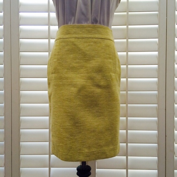 Banana Republic Tweed Pencil Skirt