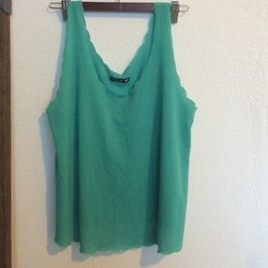 🐦Sold in Bundle🐦 Sea foam Green Scalloped Tank