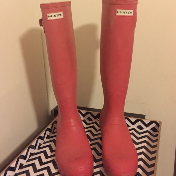 Used Hunter Boots Size 7