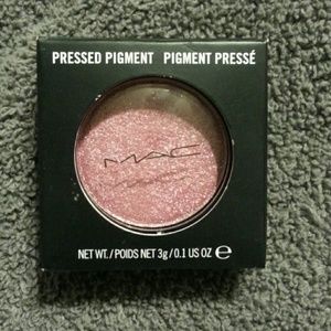 MAC eyeshadow