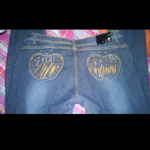 Apple Bottom jeans