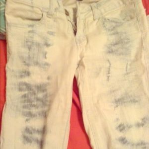 Light washed jeans