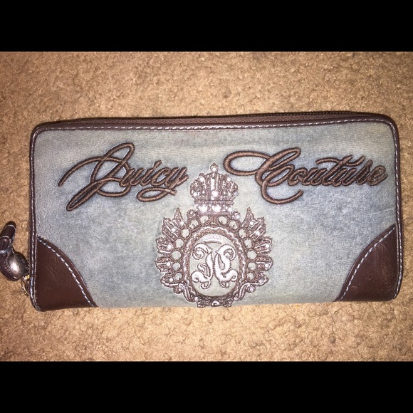 Juicy couture REAL wallet.