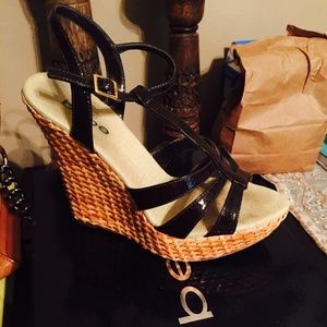 Bebe chocolate brown size 7 wedge