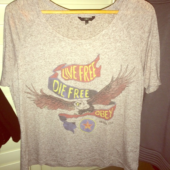 Obey Tee