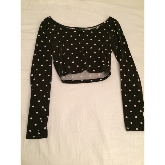 F21 polka dot crop top⚫️⚪️⚫️⚪️