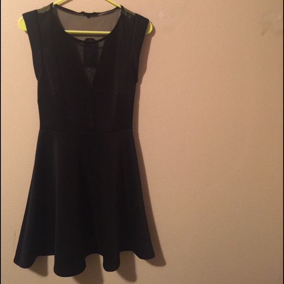 Classy black dress from guess