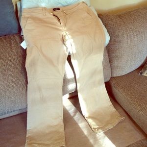 Size 14 American Eagle kickboot khakis