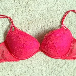 Victoria's Secret 36B bra