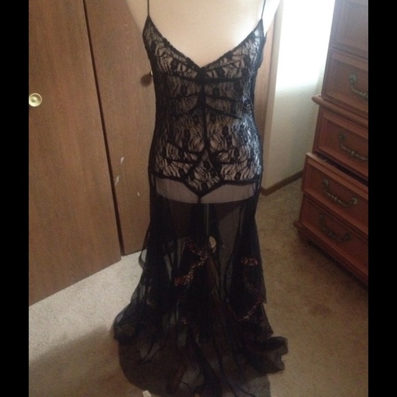 💟RARE💟 Intimately sheer/lace maxi slip dress - Picture 5 of 8
