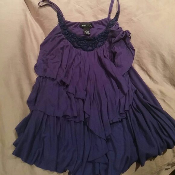 Wet seal size large tank top