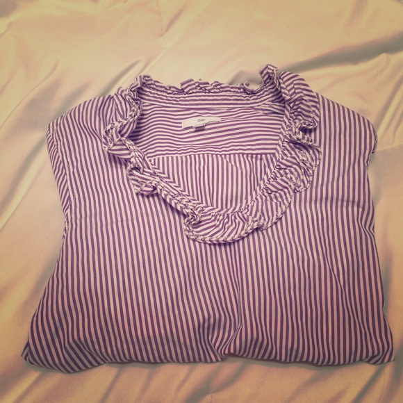 Gap half sleeve shirt