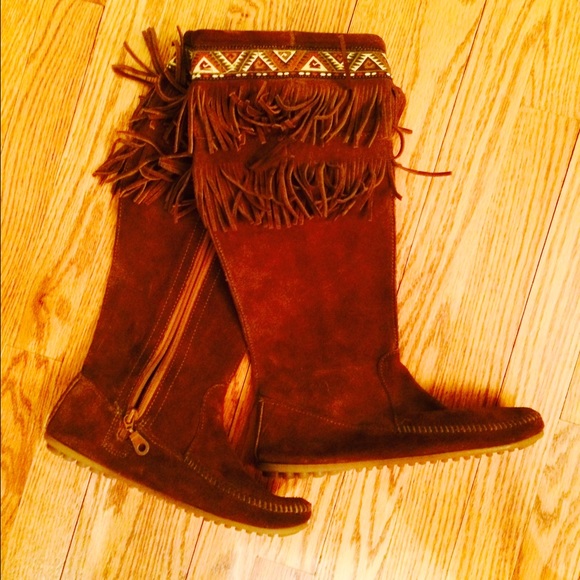 Minnetonka vintage tall boot, size 7