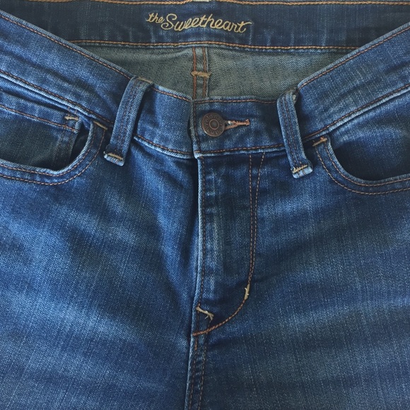 Sweetheart straight leg