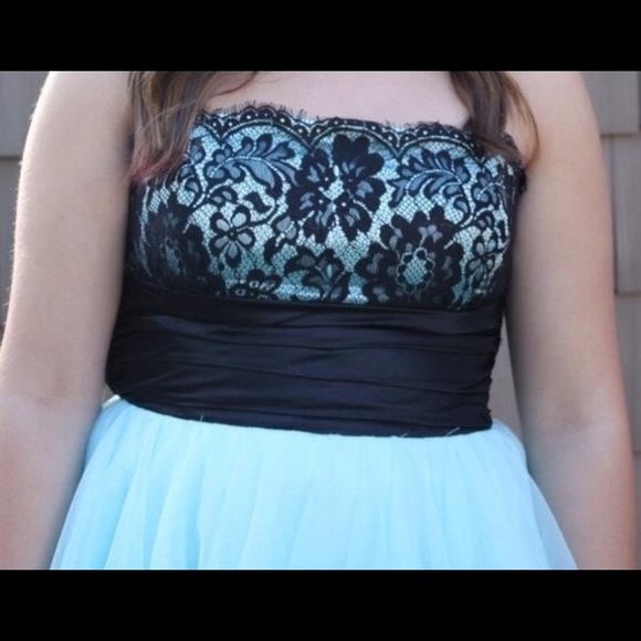 Tiffany blue homecoming dress - Picture 1 of 4