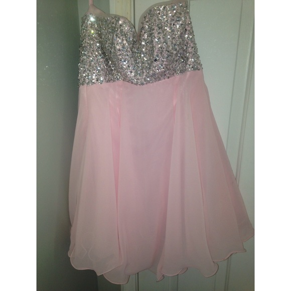 KNOCKOFF Jovani dress