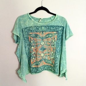 Green printed t-shirt