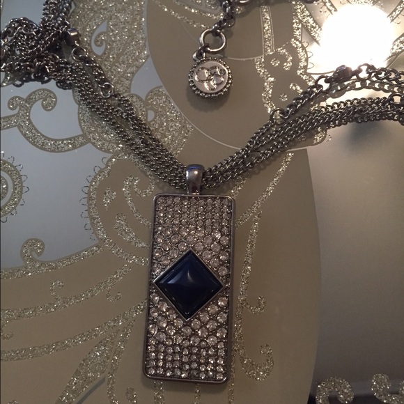 Jessica Simpson necklace