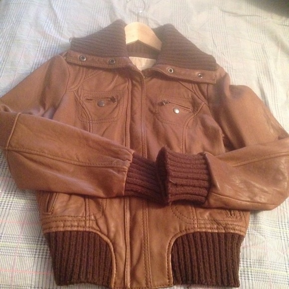 MICHAEL KORS LEATHER JACKET