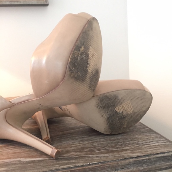 ALDO Heels - Picture 4 of 4