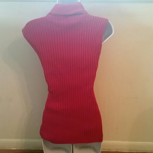 Top - Picture 2 of 2