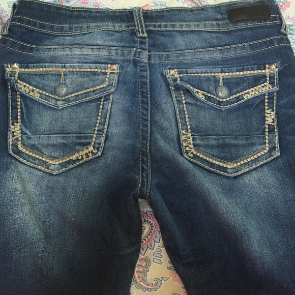 Size 30 short The Buckle Daytrip Jeans Virgo style