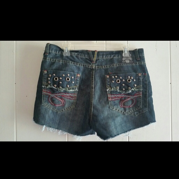 GS115 Shorts - Picture 3 of 4