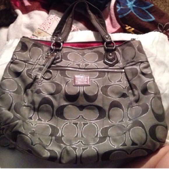 Coach poppy purse