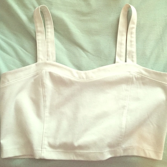 White crop top with bow back - Picture 1 of 2