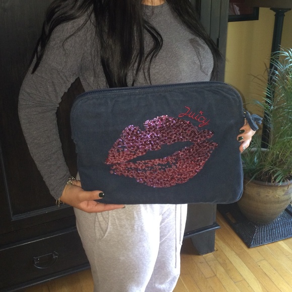 Juicy Couture laptop case