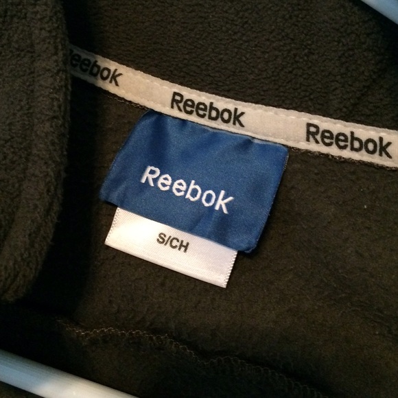 Sold. Fleece jacket - Picture 2 of 2