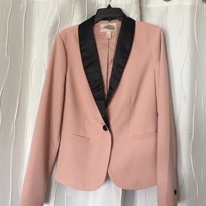 Salmon color blazer