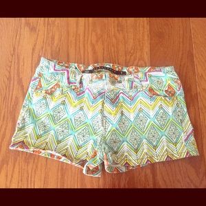 Juniors pattern shorts !