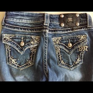 Miss Me size 25 bling jeans