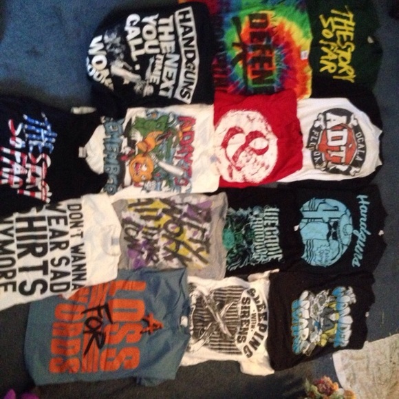 Hot Topic Tops - Band T Shirts