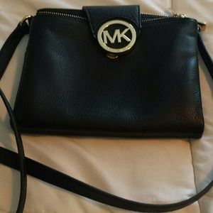 Michael Kors Pebbled Fulton Crossbody