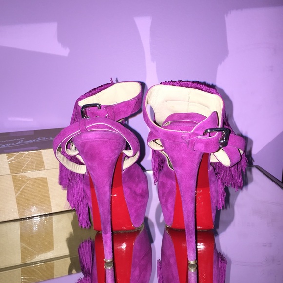 💢SOLD ON TRADESY💢 - Picture 2 of 4