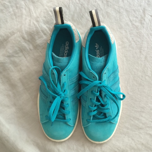 🎈NEW 🎈Adidas Originals Snakeskin Sneakers