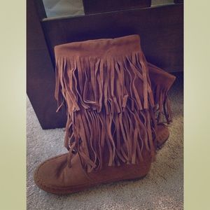 Minnetonka boots