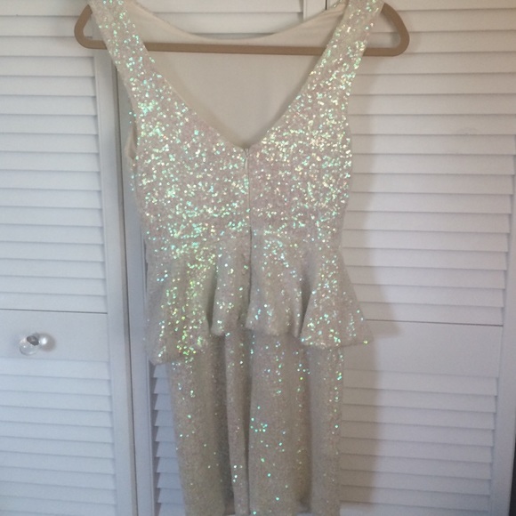 TOPSHOP DRESS - Picture 3 of 4